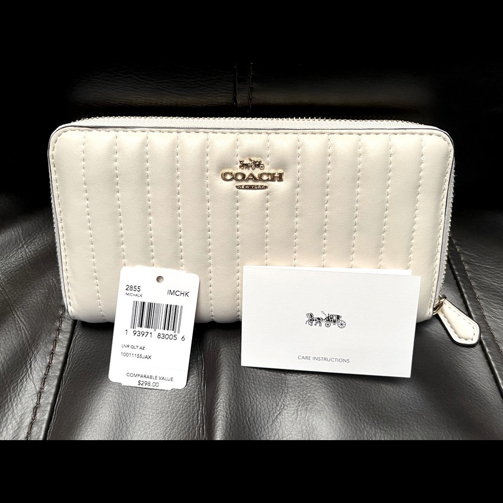 New Coach Wallet